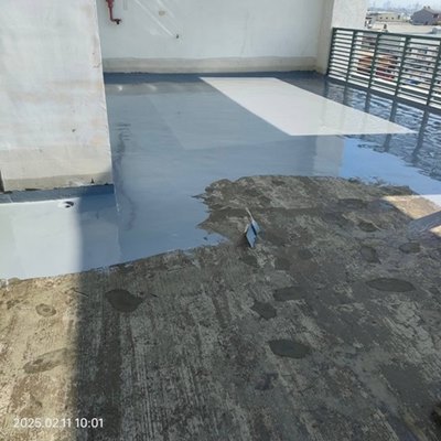 台中劉先生 屋頂PU防水工程 外牆隔熱工程